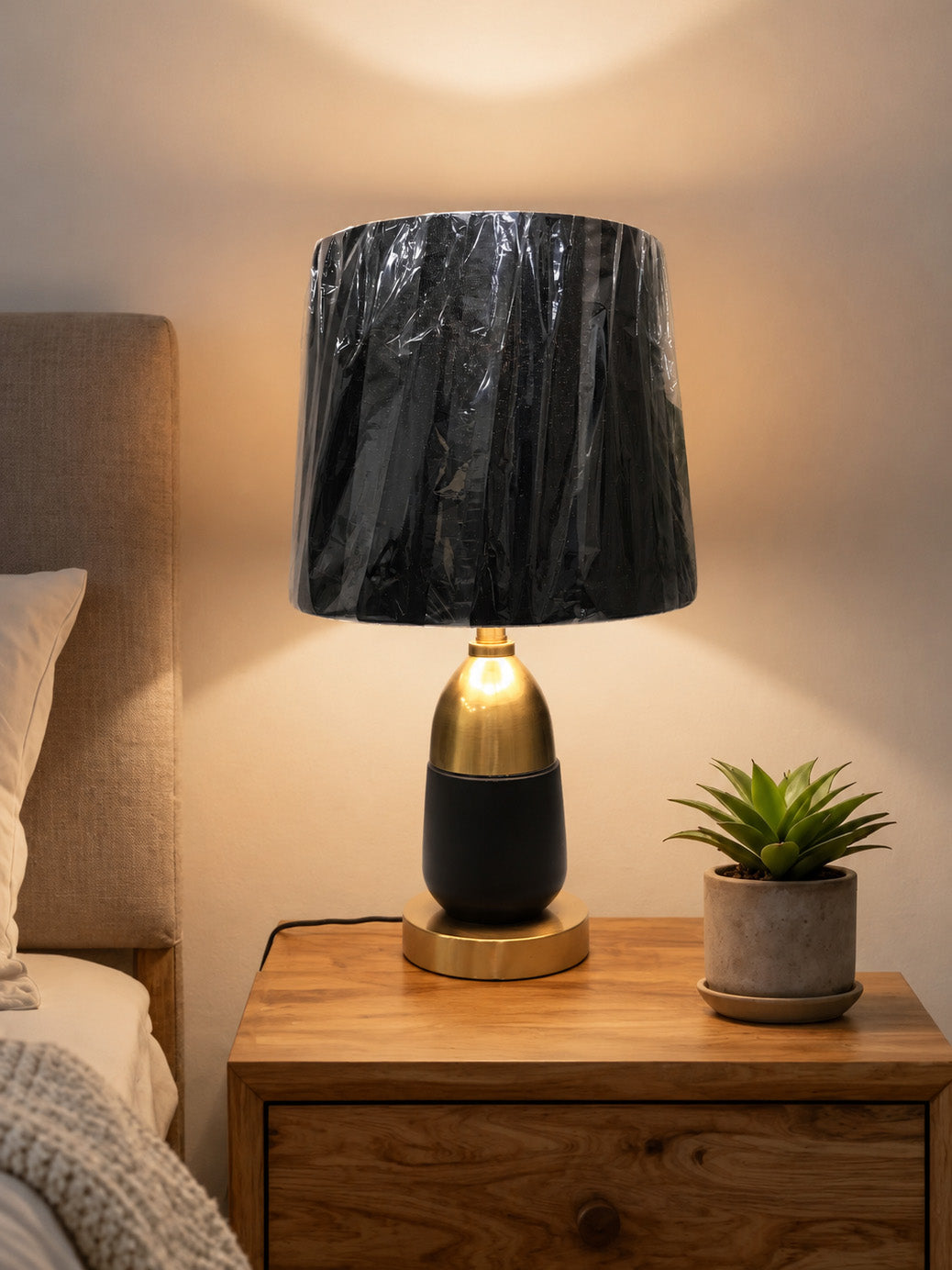 (TL1021) Table Lamp