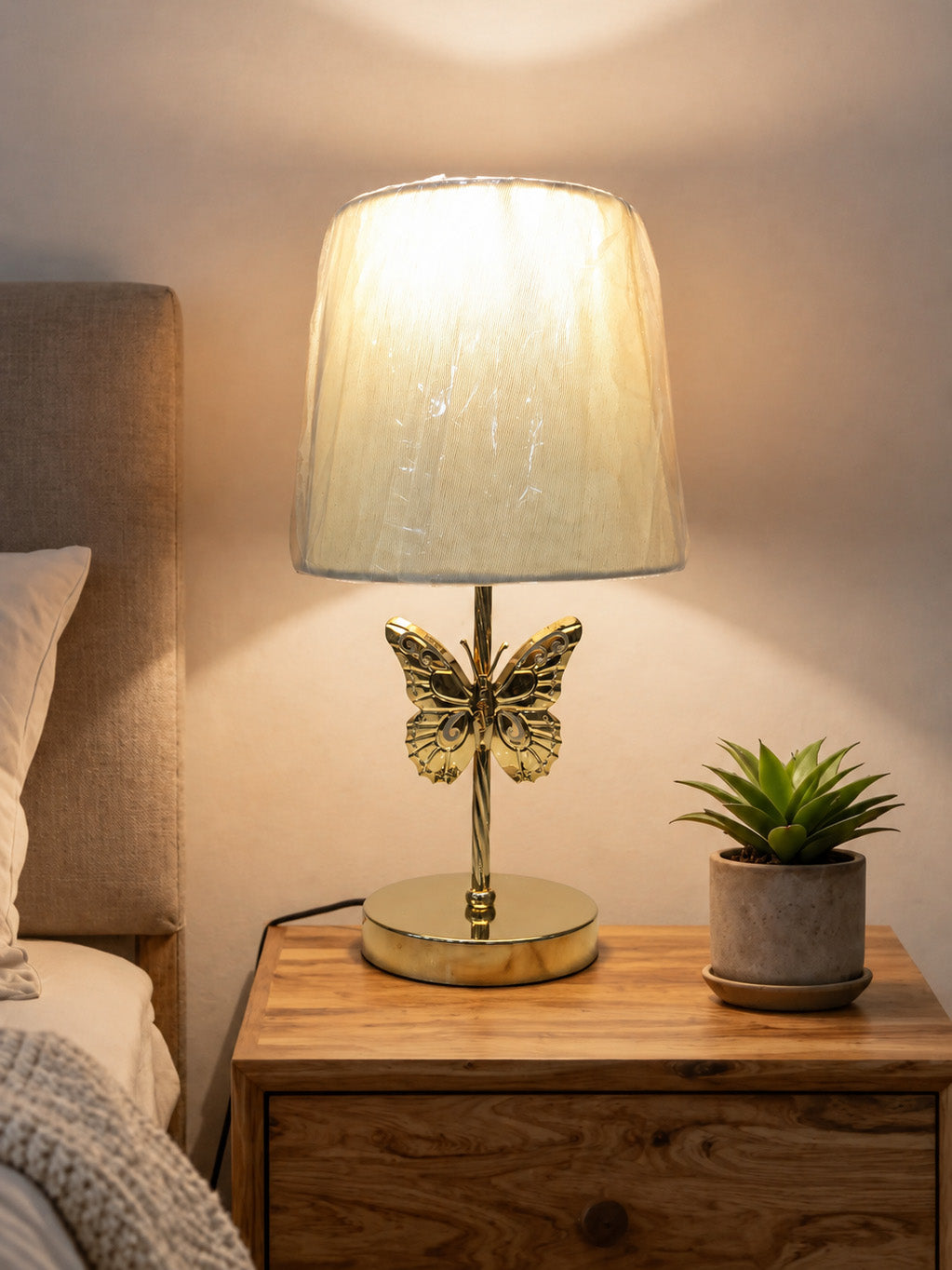 (TL1028) Table Lamp