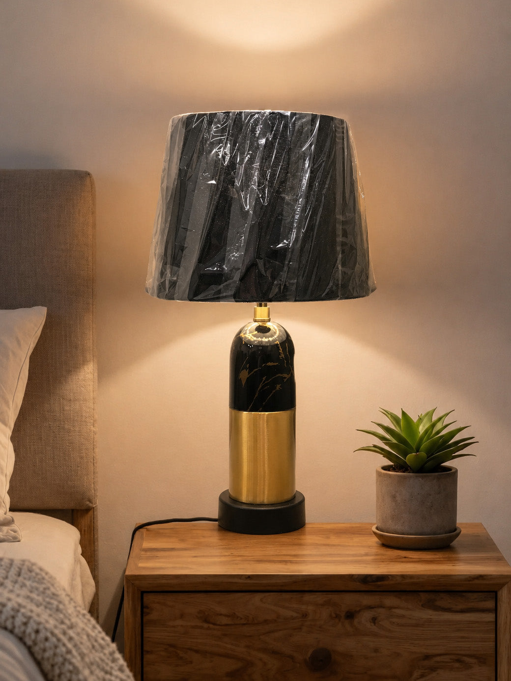 (TL103) Table Lamp