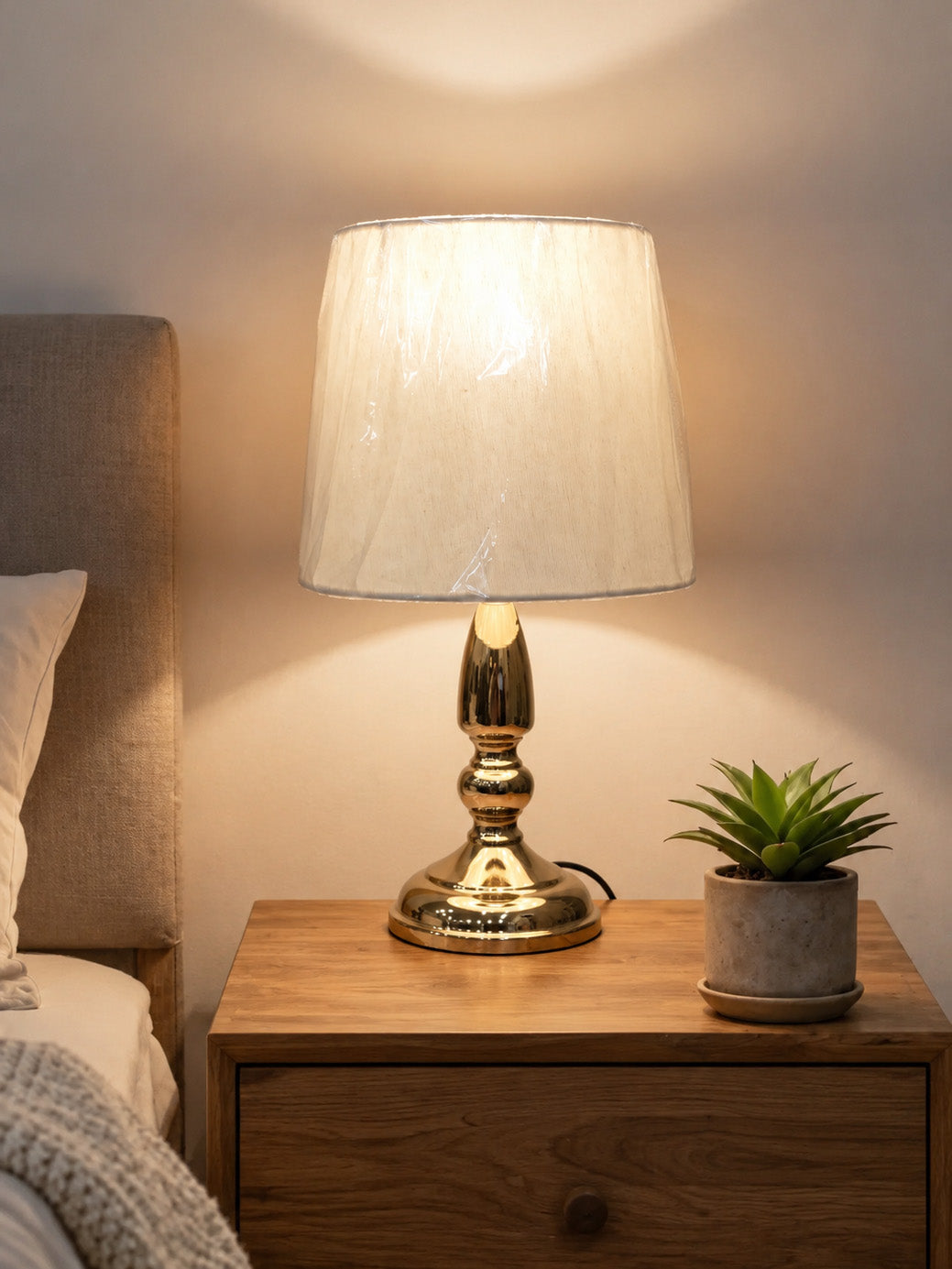 (TL104) Table Lamp